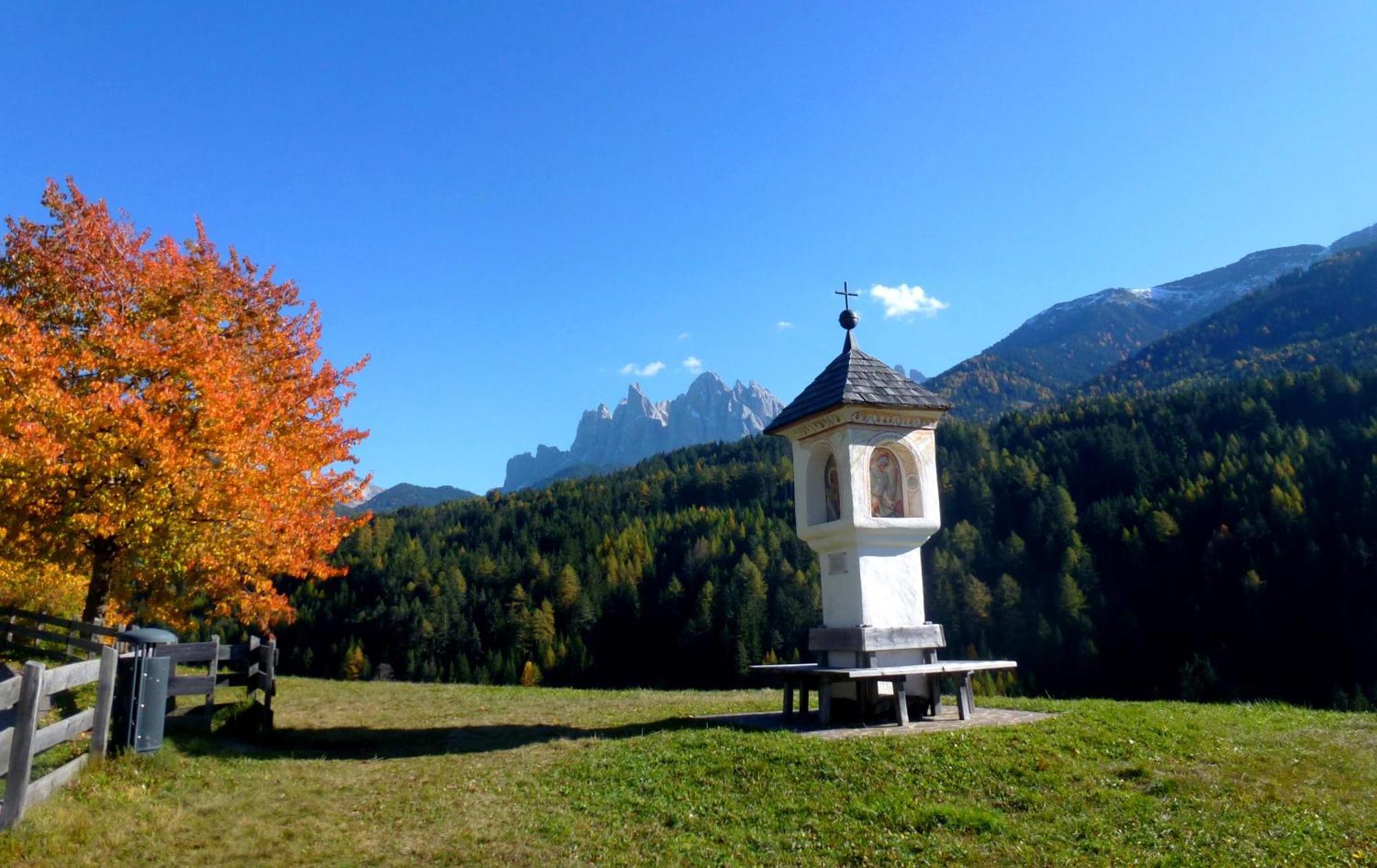 Bed and Breakfast Raschoetzhof Funes  Zewnętrze zdjęcie