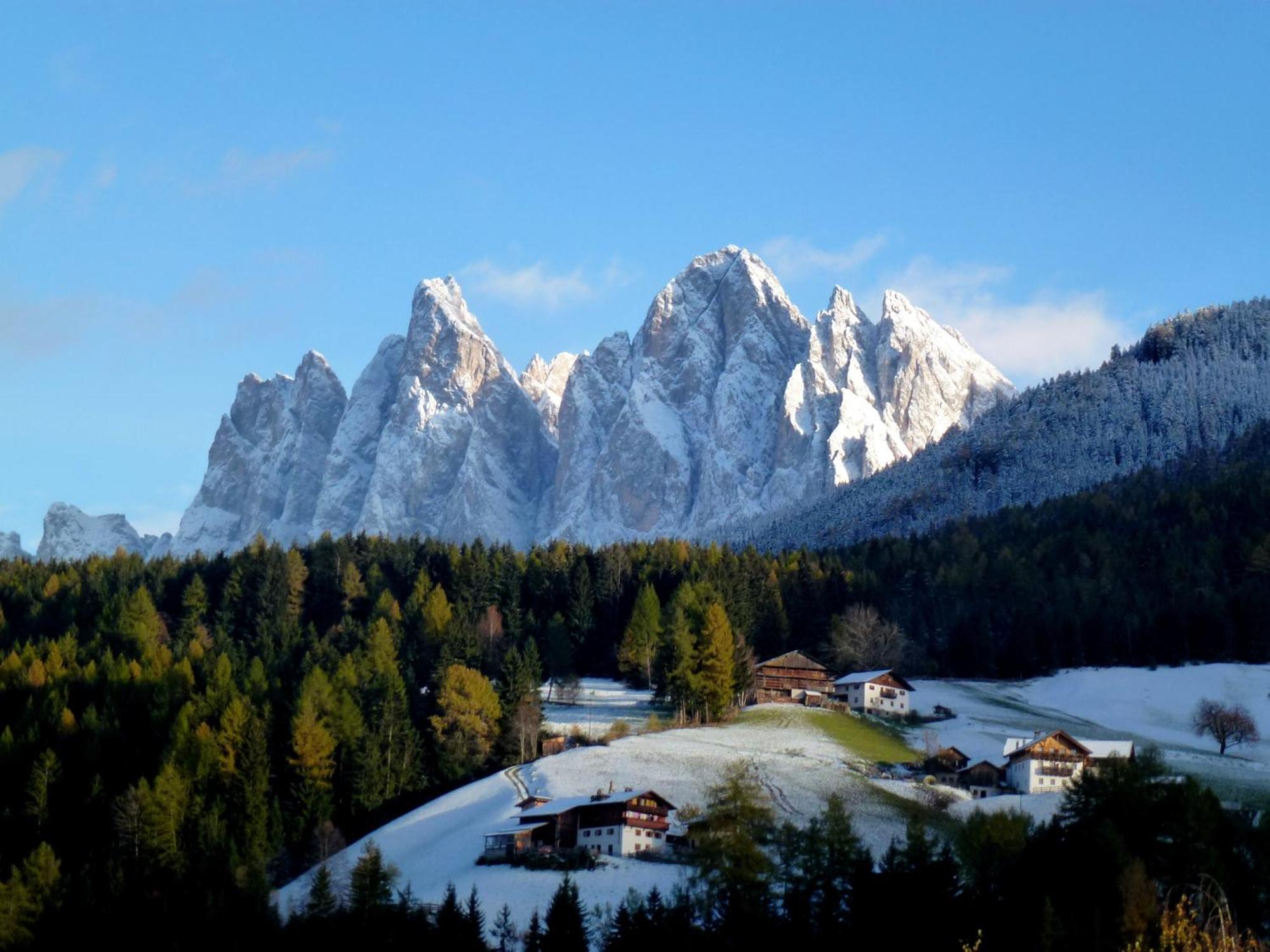 Bed and Breakfast Raschoetzhof Funes  Zewnętrze zdjęcie